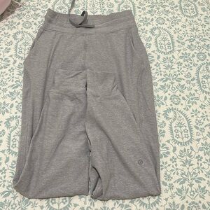 lululemon joggers grey size 2